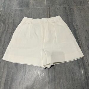 Sir Clemence Tailored Shorts in Viscose Blend, White, size 1 = US 4